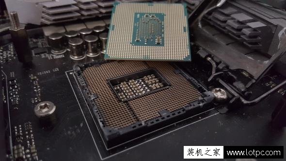 intel第八代处理器可以上200系列主板吗？